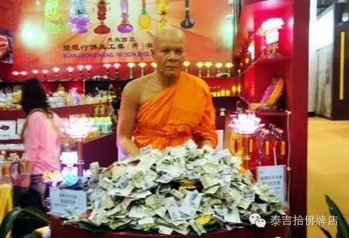 330多年肉身不腐，泰国两位师傅肉身在内地引众人膜拜！-图片2