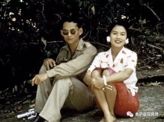 泰国九世王跟家人的那些温暖回忆-图片18
