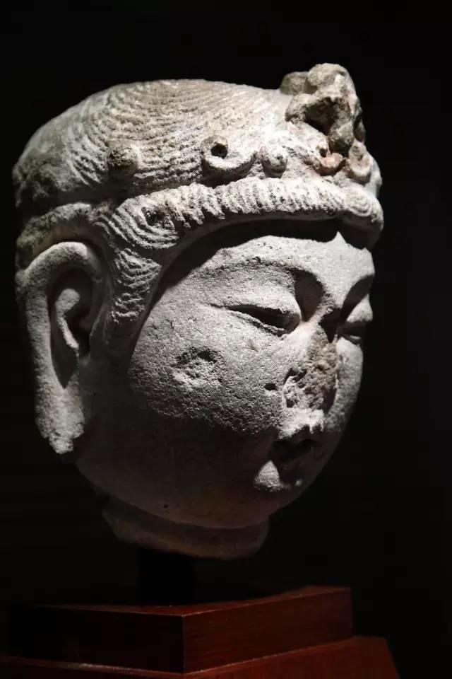 展示日本博物馆里的中国佛像，悲愤！【泰国佛牌】