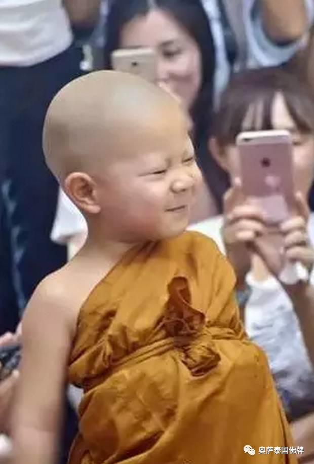 泰国的和尚和中国的和尚有什么区别一：衣-图片1