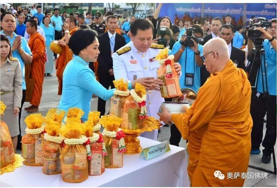 10种你想不到却是僧人真正需要的布施品【泰国佛牌】 10种你想不到却是僧人真正需要的布施品-图片1