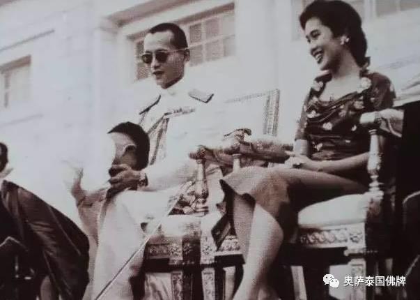 泰国九世王跟家人的那些温暖回忆-图片17