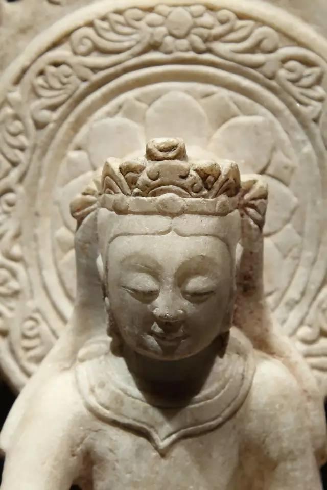 展示日本博物馆里的中国佛像，悲愤！【泰国佛牌】