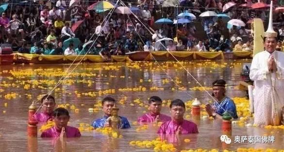 带你领略世界独有的泰国浸佛仪式-图片6