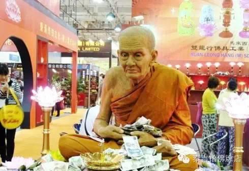 330多年肉身不腐，泰国两位师傅肉身在内地引众人膜拜！-图片6
