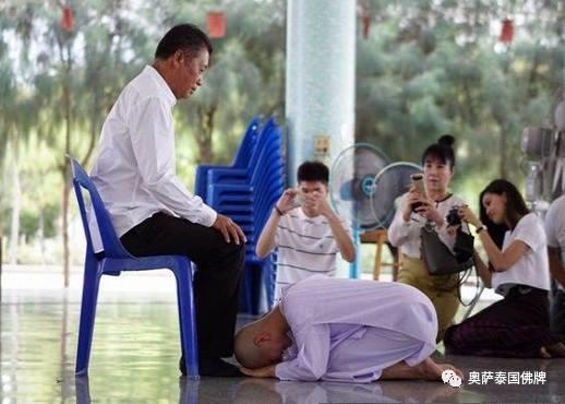 泰国名模出家修行 青丝落尽剃度为尼-图片5