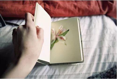 让自己变幸福的20件事【泰国佛牌】