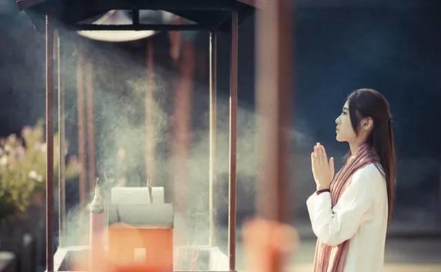 经常拜佛 佛为什么不帮你-图片5