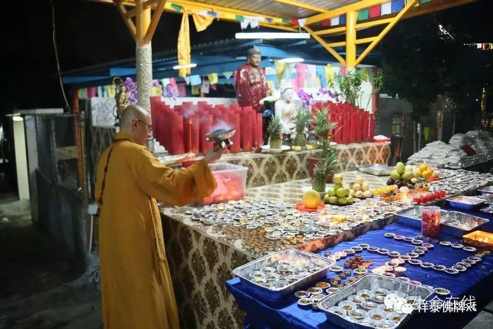 海涛法师【 这个世间到处结缘施食,你累积的功德才大 】【泰国佛牌】 海涛法师【 这个世间到处结缘施食,你累积的功德才大 】-图片5