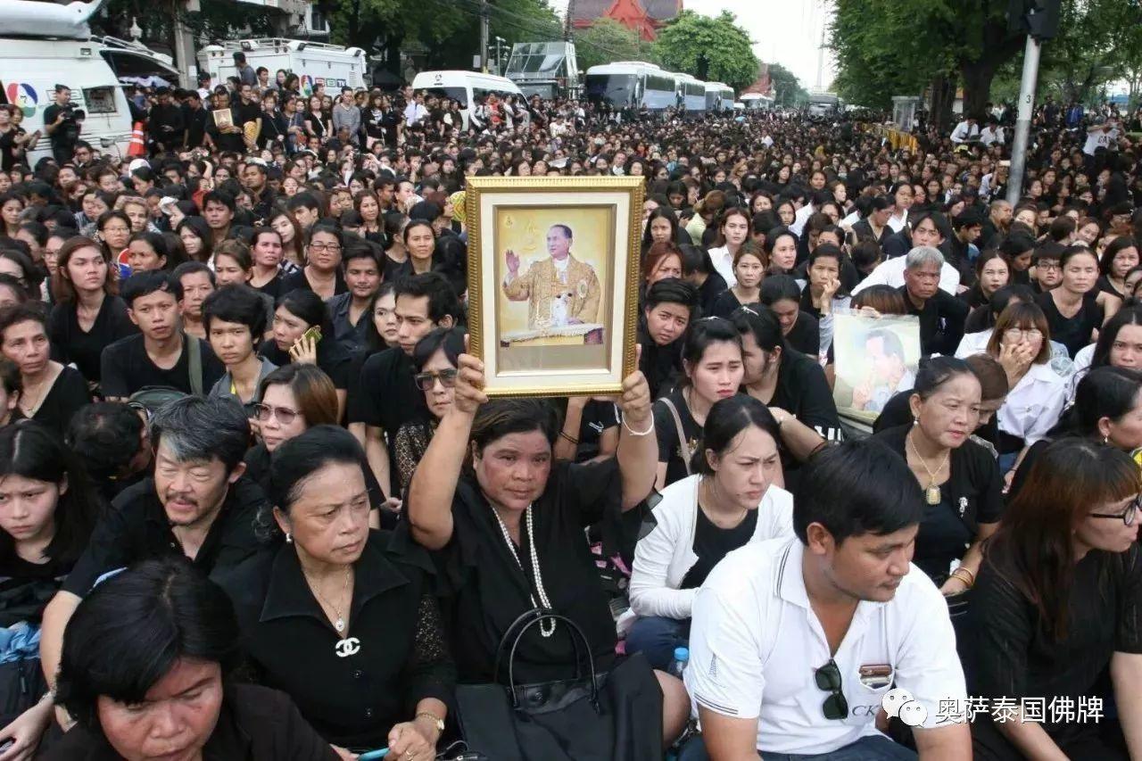 中国驻泰国大使馆再次提醒赴泰中国游客 普密蓬国王葬礼国丧期间 该干啥不该干啥【泰国佛牌】 中国驻泰国大使馆再次提醒赴泰中国游客 普密蓬国王葬礼国丧期间 该干啥不该干啥-图片2