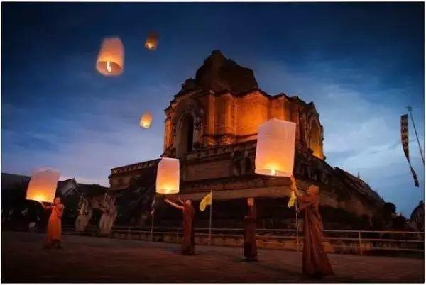 醒佛堂 | 泰国水灯节-图片13