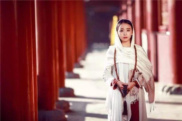 菩萨相——面由心生的最高涵养【泰国佛牌】 菩萨相——面由心生的最高涵养【泰国佛牌】