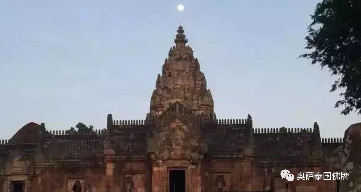 泰国武里喃府再现“日出朝阳映佛门”奇观！-图片2