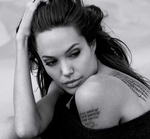 那些把神秘符咒刺在肌肤上的明星【泰国佛牌】 那些把神秘符咒刺在肌肤上的明星-图片3