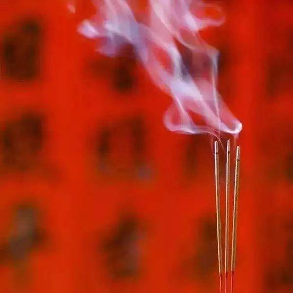 醒佛堂说“阴牌”-图片2