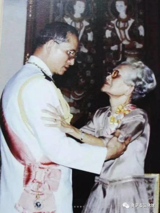 泰国九世王跟家人的那些温暖回忆-图片9