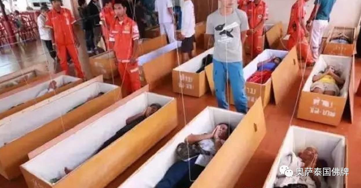 千名泰国人竟争相“睡棺材” 赎罪积功德-图片2