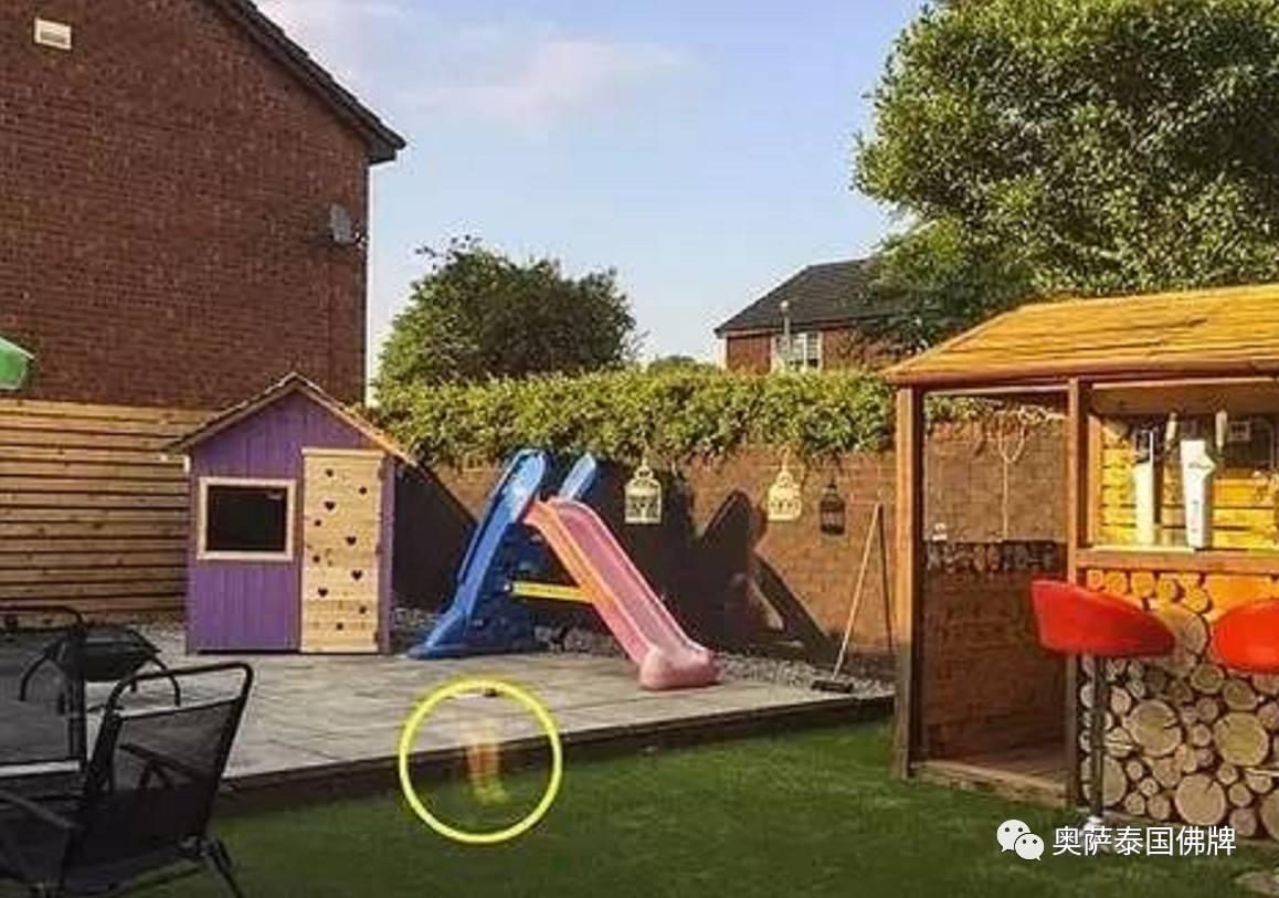 英母亲花园拍照疑似看见流产孩子“鬼魂”-图片1