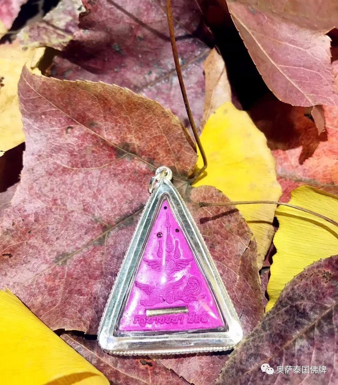 五大古佛之南帕亚:专属于女王的佛牌【泰国佛牌】 五大古佛之南帕亚:专属于女王的佛牌-图片2