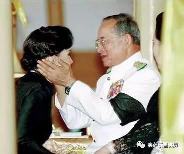 泰国九世王跟家人的那些温暖回忆-图片37