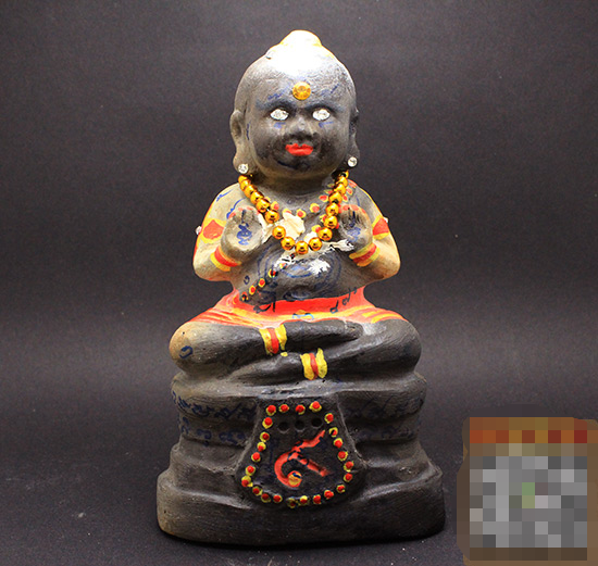 对泰国高僧龙婆炎2553年招财手古曼童的介绍-图片2