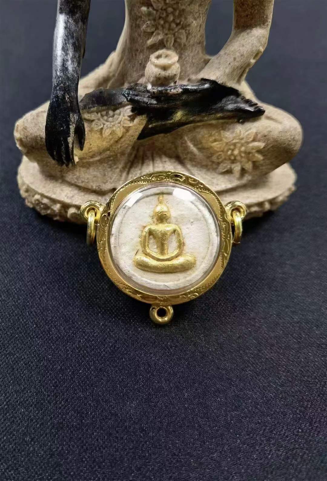 龙婆培2512-明月崇迪