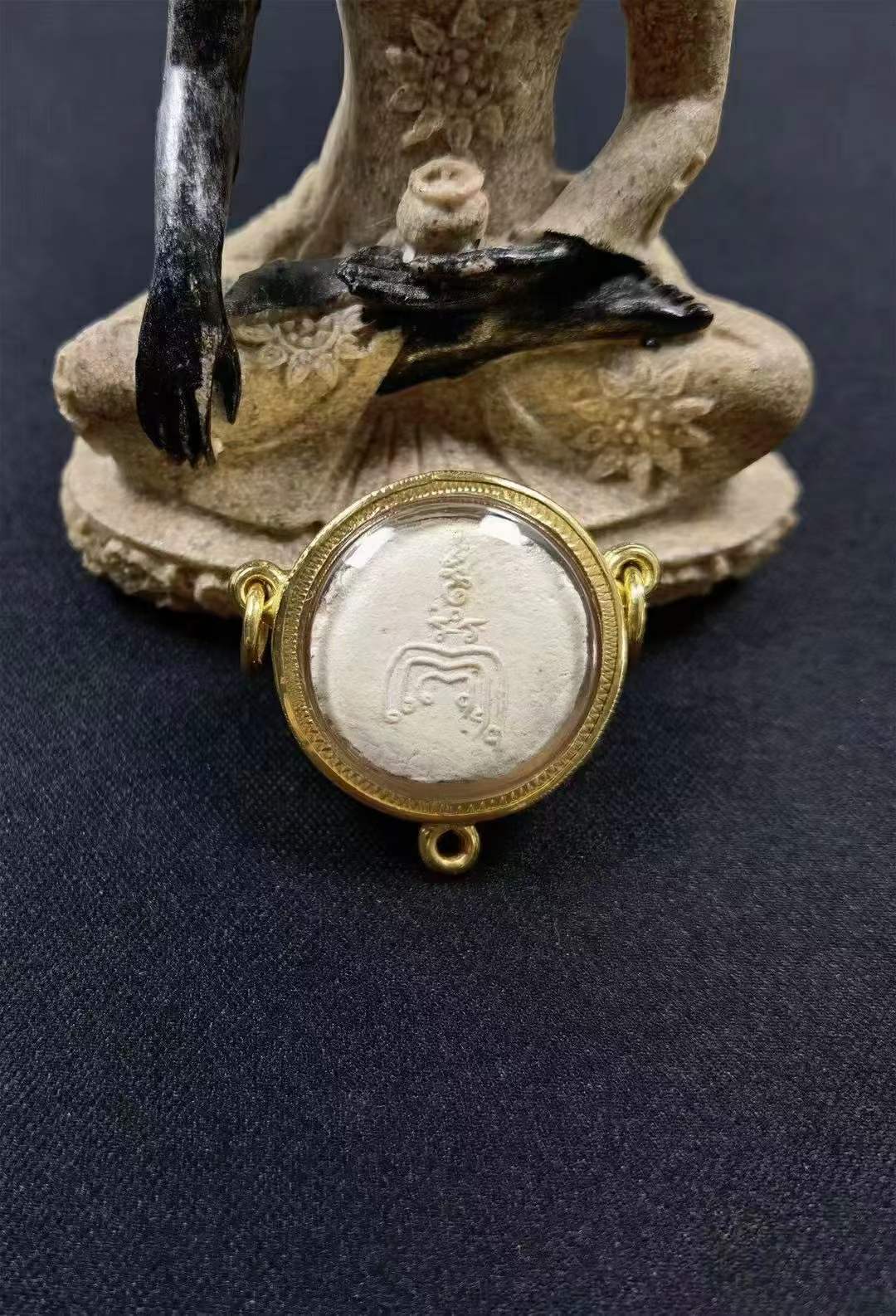 龙婆培2512-明月崇迪