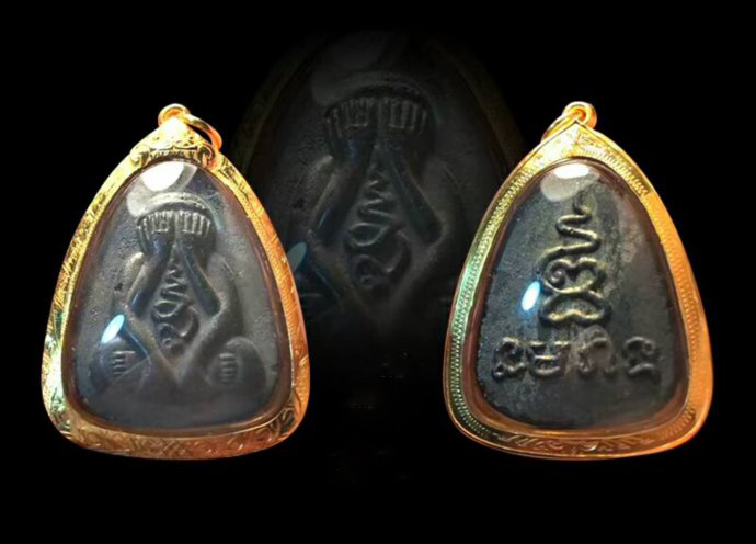 龙婆坤2536纯银掩面佛和龙婆坤2524第一期兔耳掩面佛有何区别!