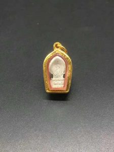 龙婆坤亿万富翁七龙佛