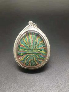 龙婆坤，(公历1994年)坤塞提必打(掩面佛)