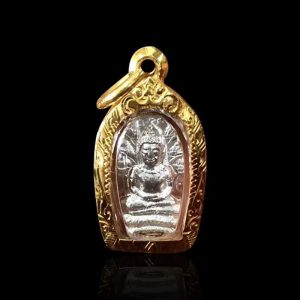 龙婆坤大师2537年迷你纯银七龙佛