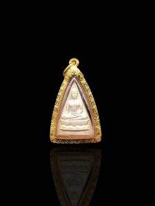 僧王寺2539南帕亚女王佛