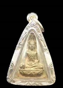 南帕亚女王佛2535年皇后版